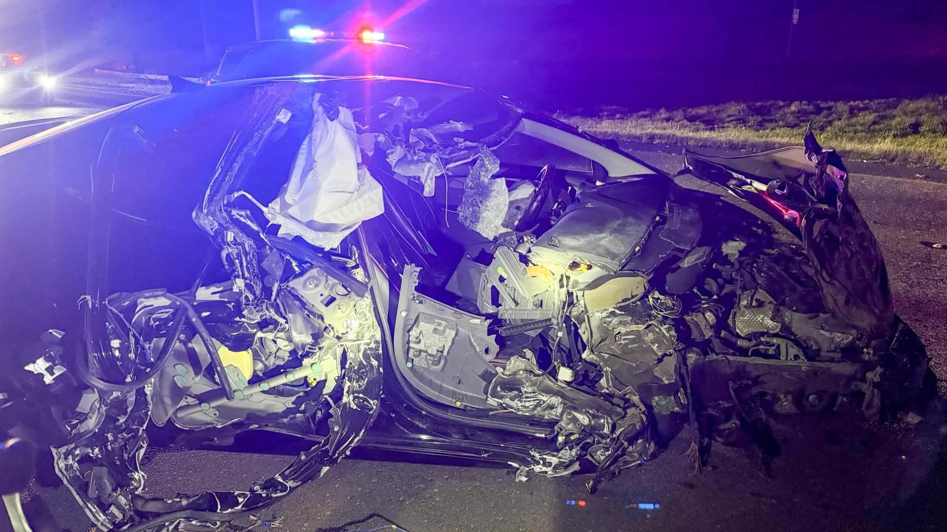 Driver crashes into van on I-205 near Vancouver, then takes off on foot ...