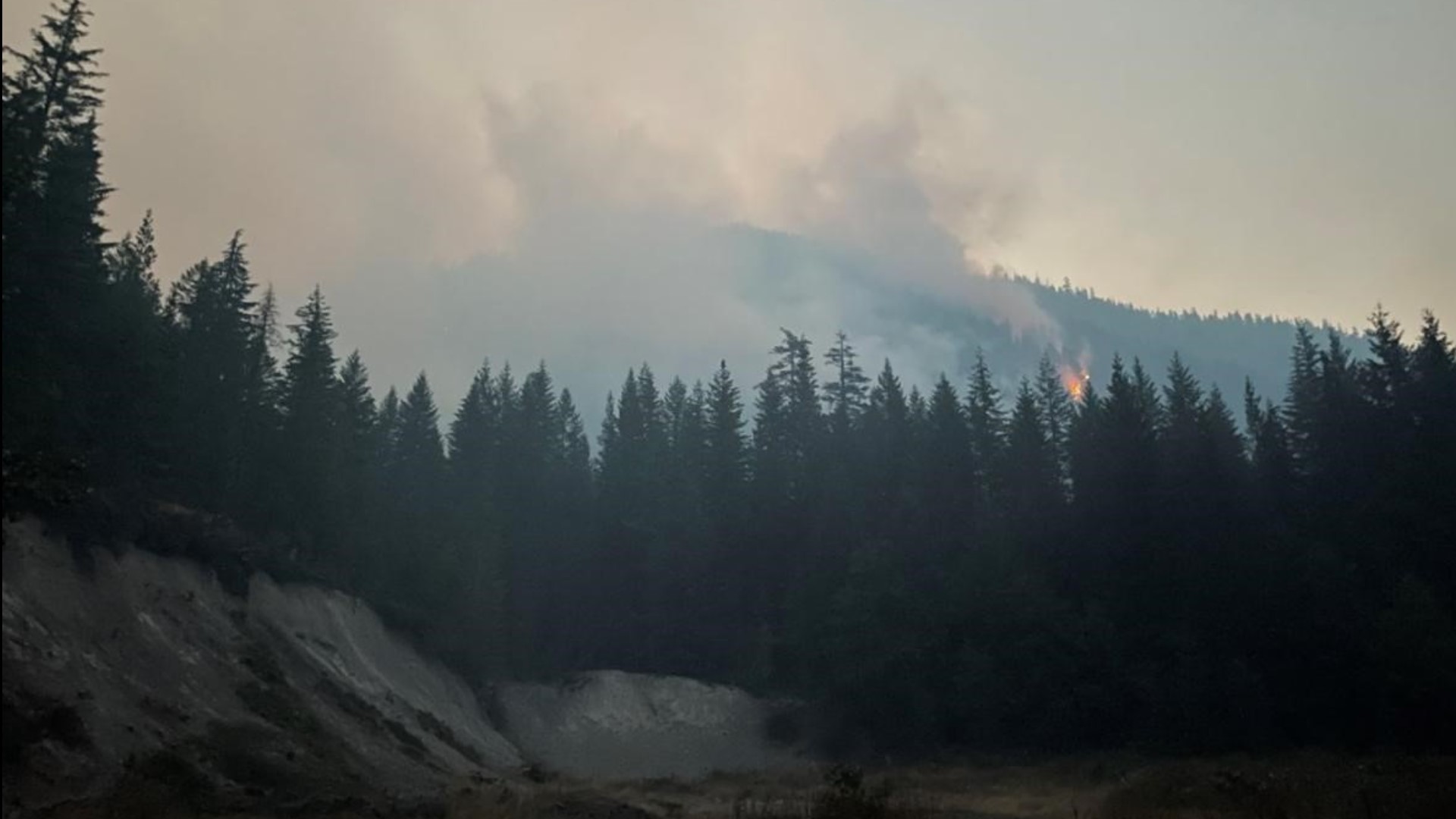 Evacuations lowered, Kalama Fire steady at 112 acres