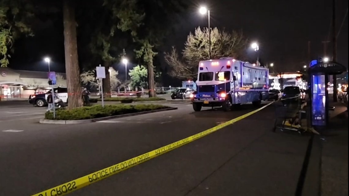 Fatal Stabbing Near Safeway In Powellhurst-Gilbert Neighborhood | Kgw.com