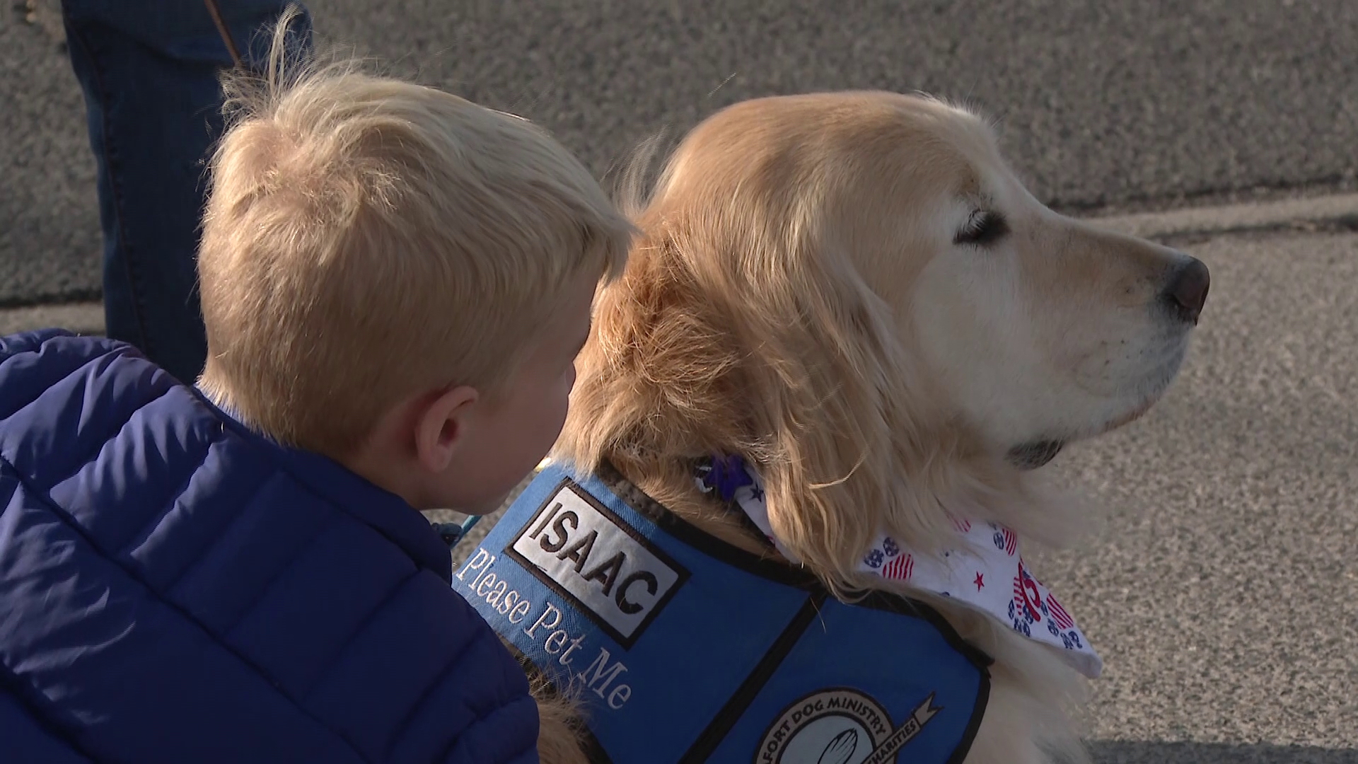 'We can't fix this, but we can bring comfort': Dogs offer solace to Bend community after school shooting