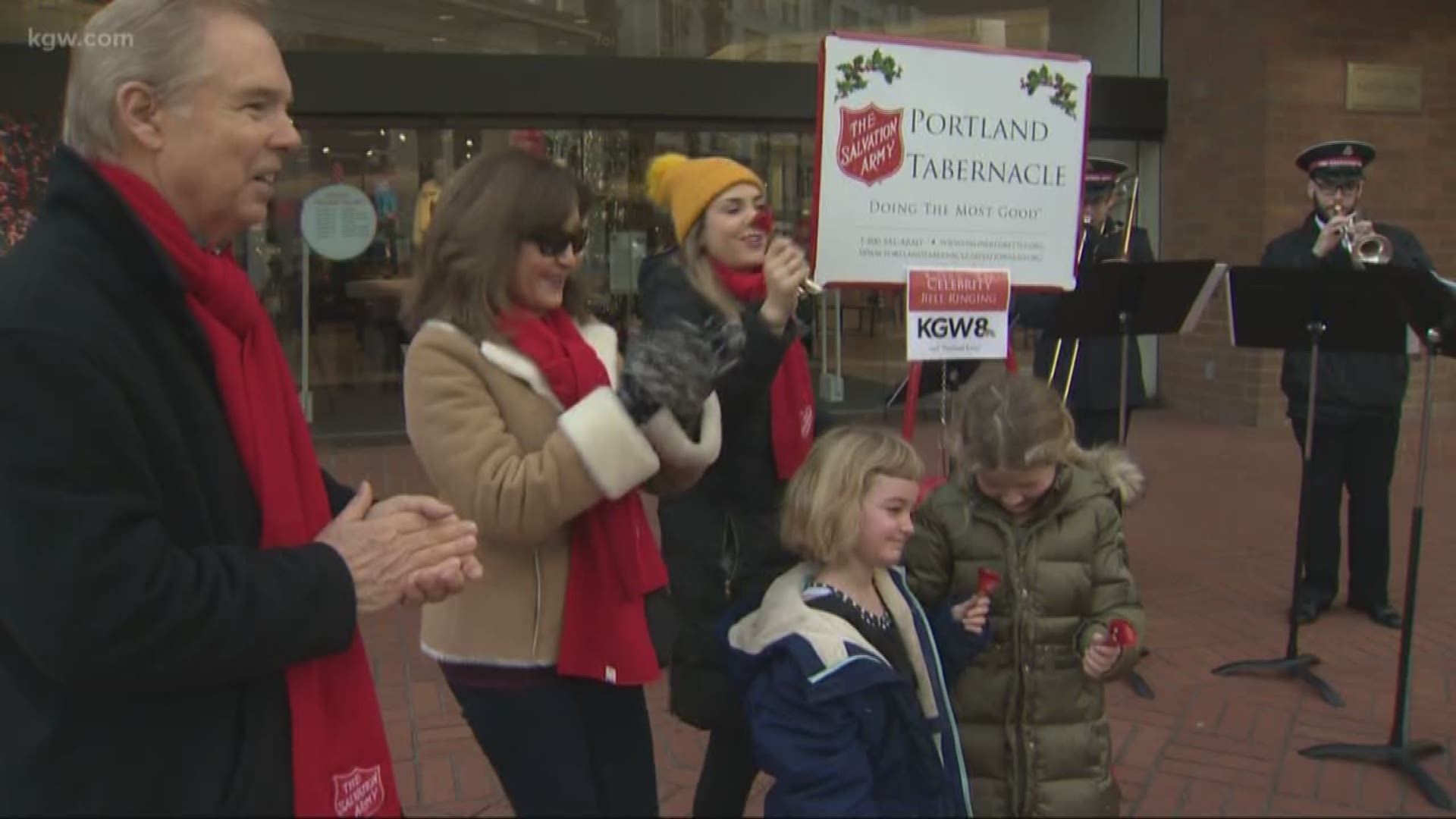 Cassidy joins Portland tv personalities to ring the bell for the Salvation Army. 

salvationarmyusa.org

#TonightwithCassidy