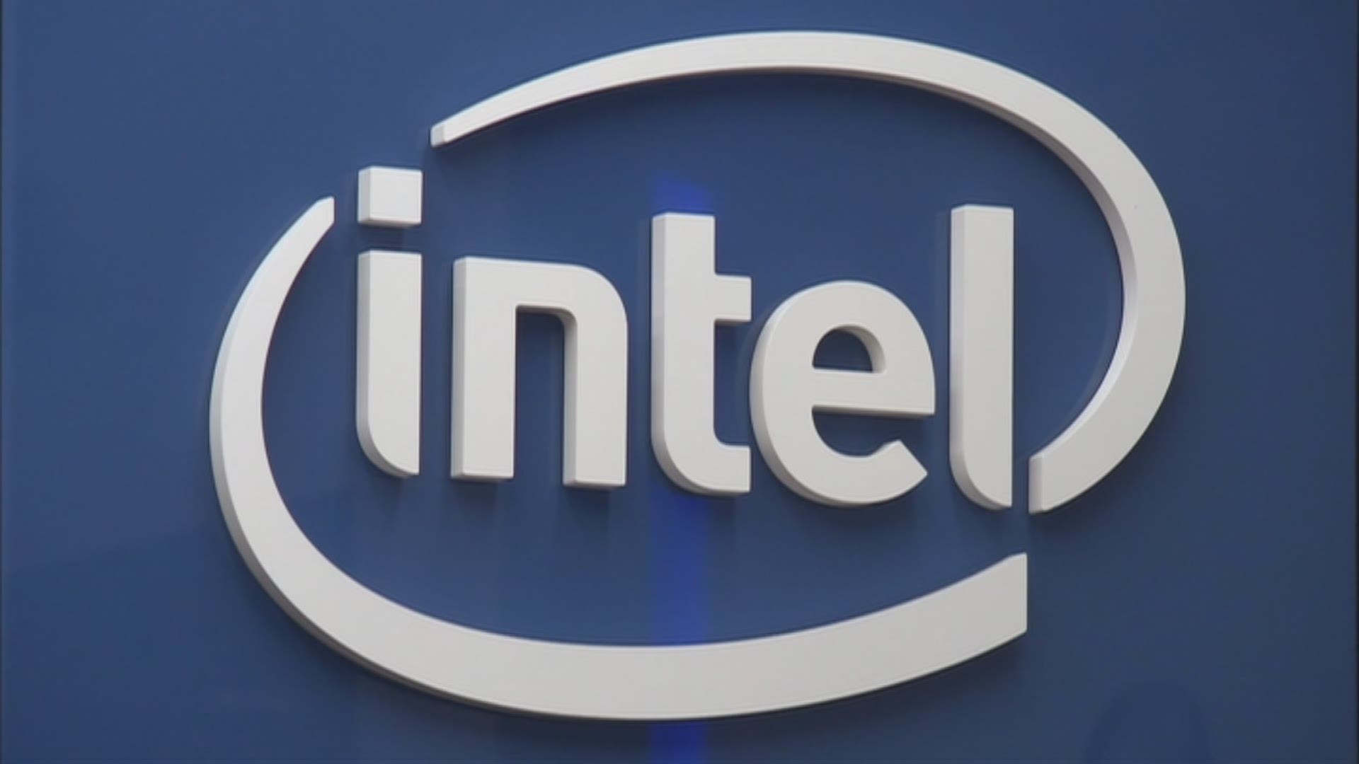 Hundreds of Intel tech administrators laid off