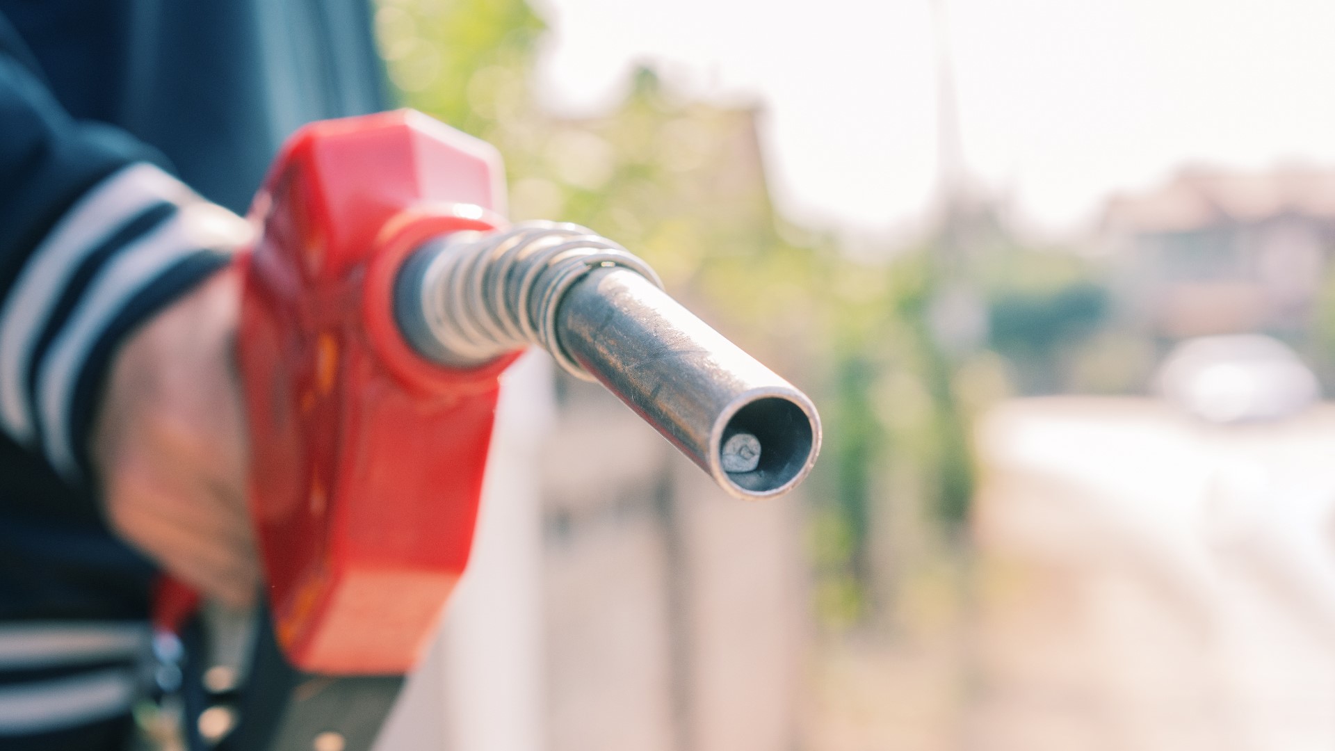 How to pump your own gas in Oregon