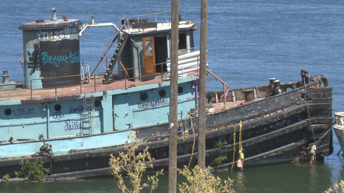 No timeline to remove derelict ships from the Columbia River - Vimarsana News