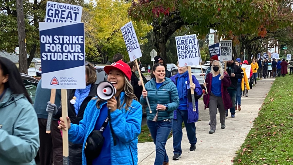 Portland teachers strike underway, schools shut down