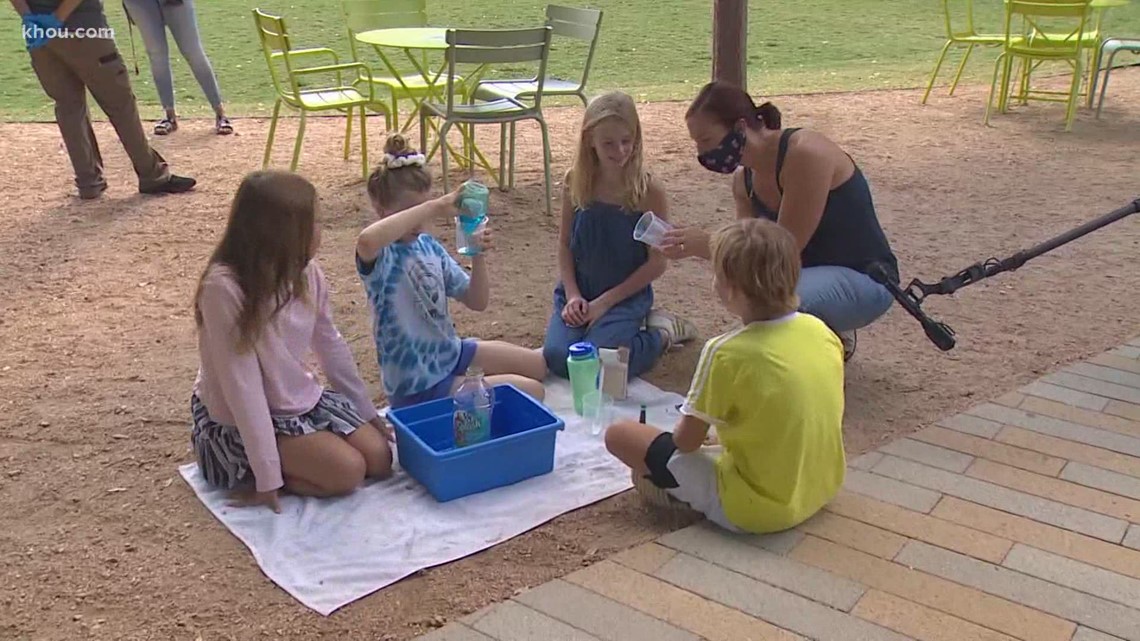 Teaching pods: Parents hiring tutors to help kids learn ...