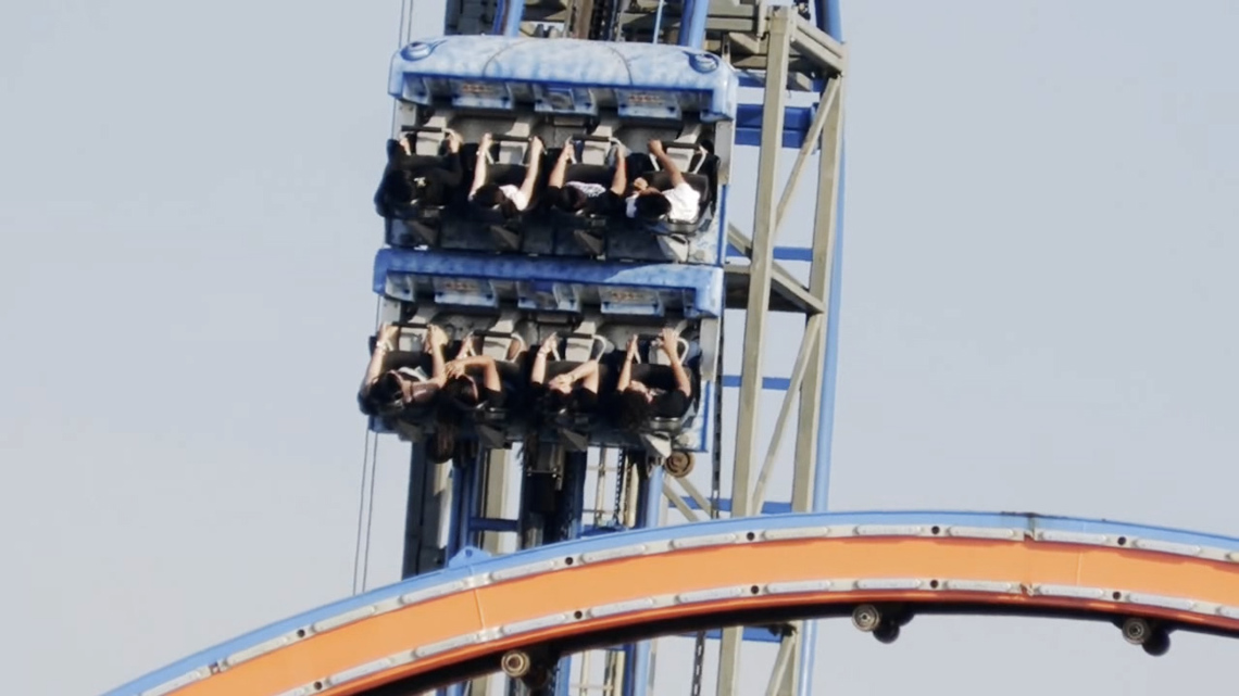 Riders being rescued from Texas roller coaster after they were stuck for hours