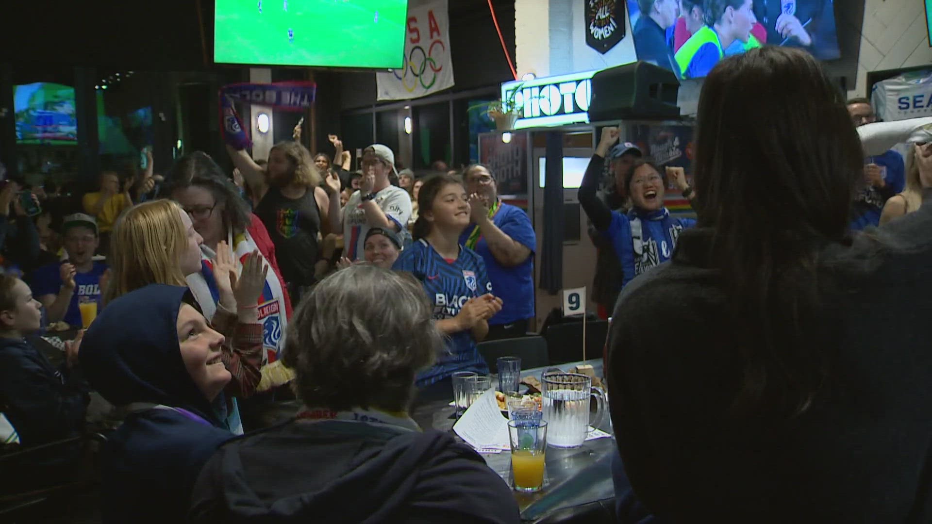 Fans gathered across western Washington at various watch parties for the NWSL Championship match on Nov. 11.