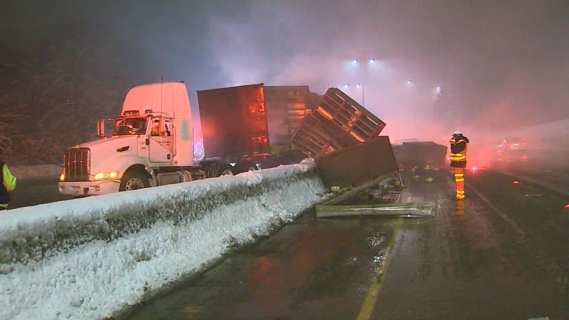 Semi hits jersey barrier in Olympia, chickens roam I-5 