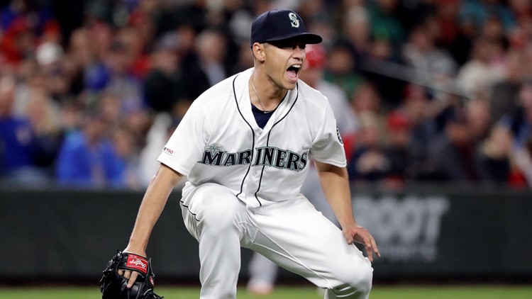 Mariners are 7-1 for first time in franchise history after win over Angels