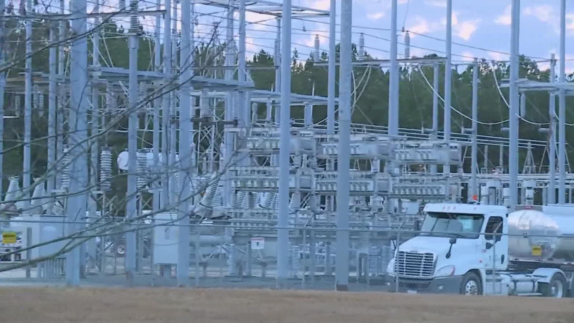 Washington law enforcement sources say they received a memo from the FBI warning them about attacks to power stations in the Pacific Northwest.