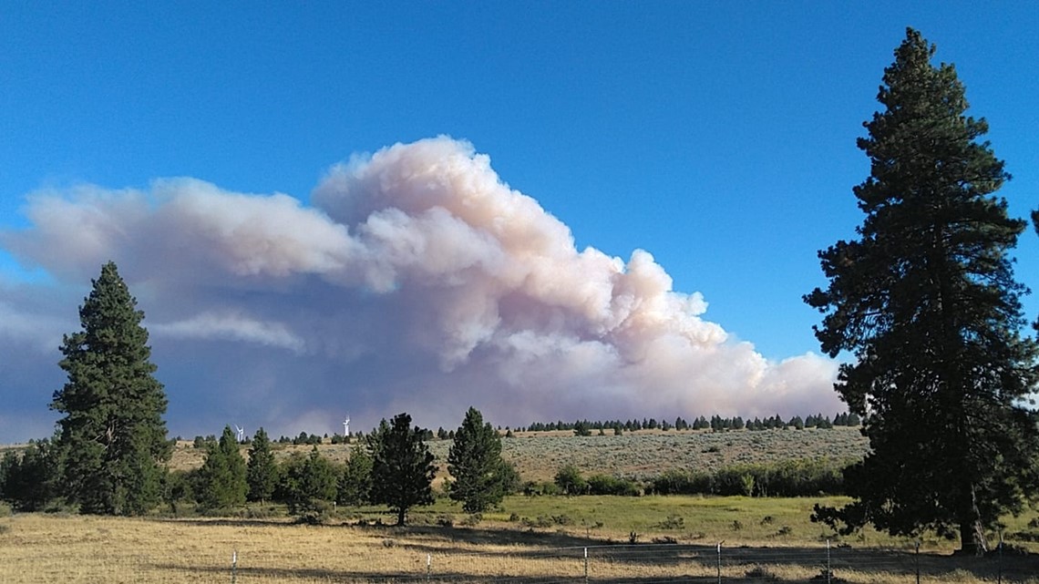 6,000-acre brush fire burning in Klickitat County - Vimarsana News