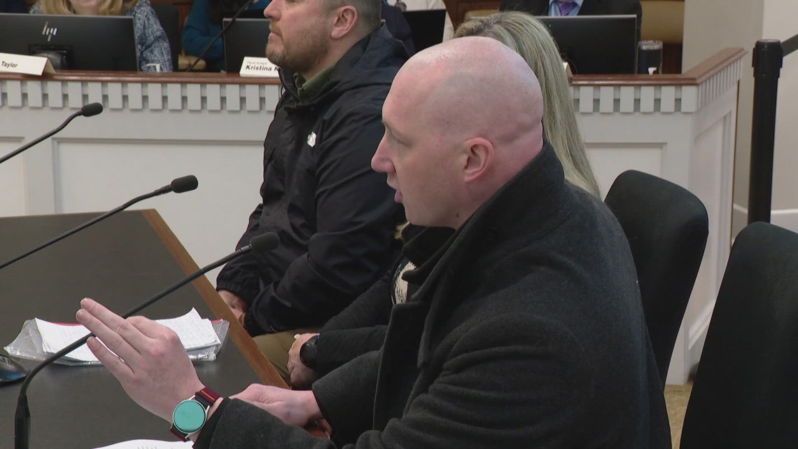 Critics, supporters line up to testify on Washington state income tax bill