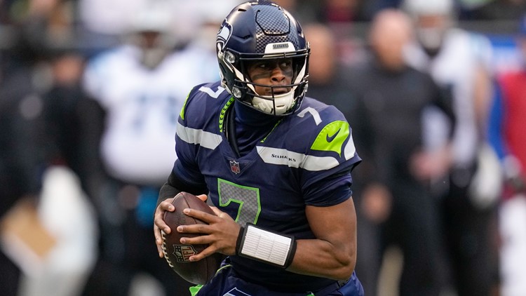 Reports: Geno Smith agrees to 3-year, $105M contract with Seahawks