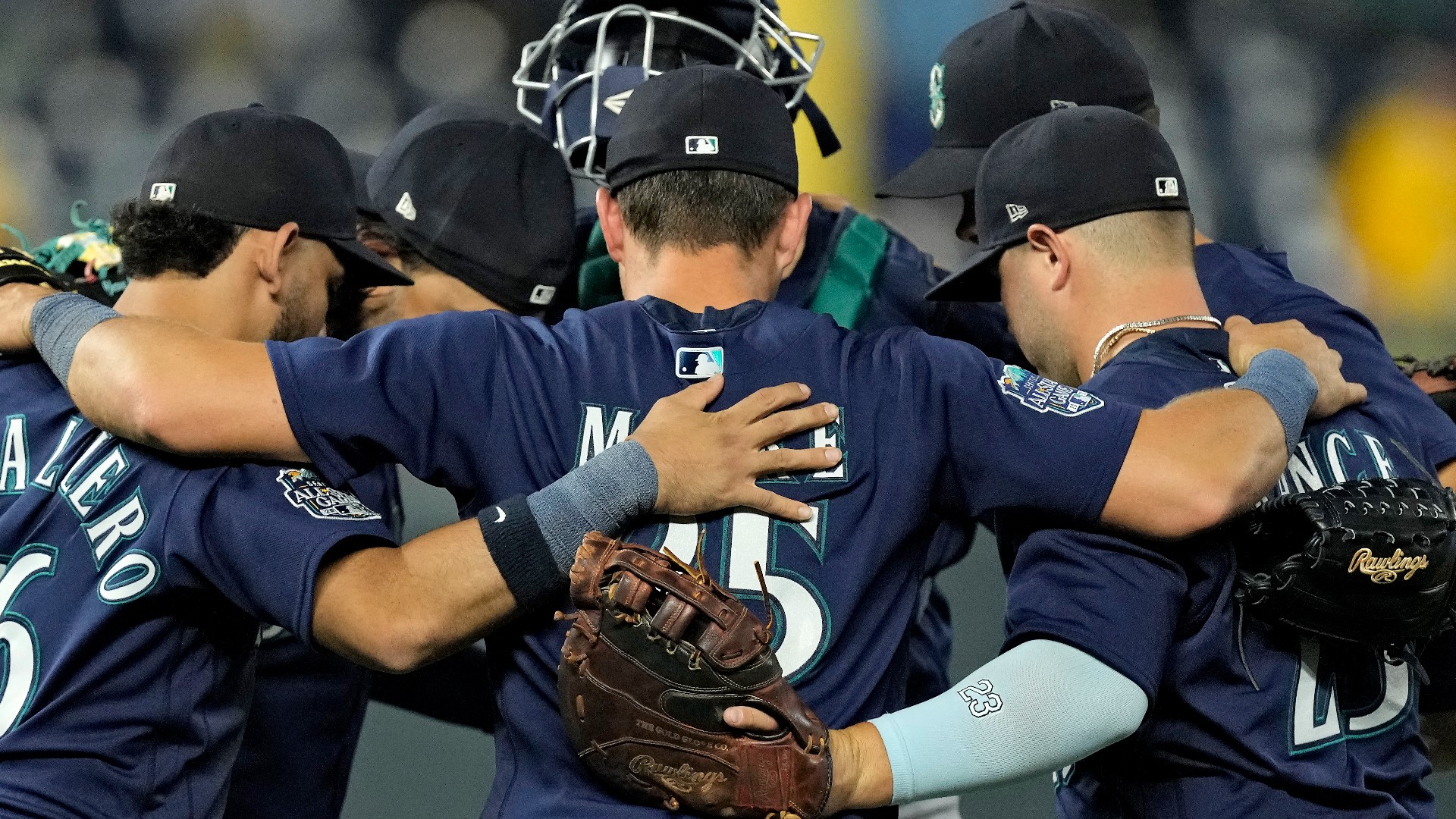 MLB playoff picture Mariners just on edge of Wild Card standings