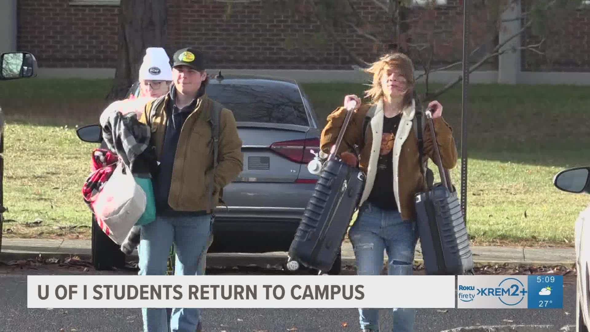 U of I students return to campus as murder investigation persists | kgw.com