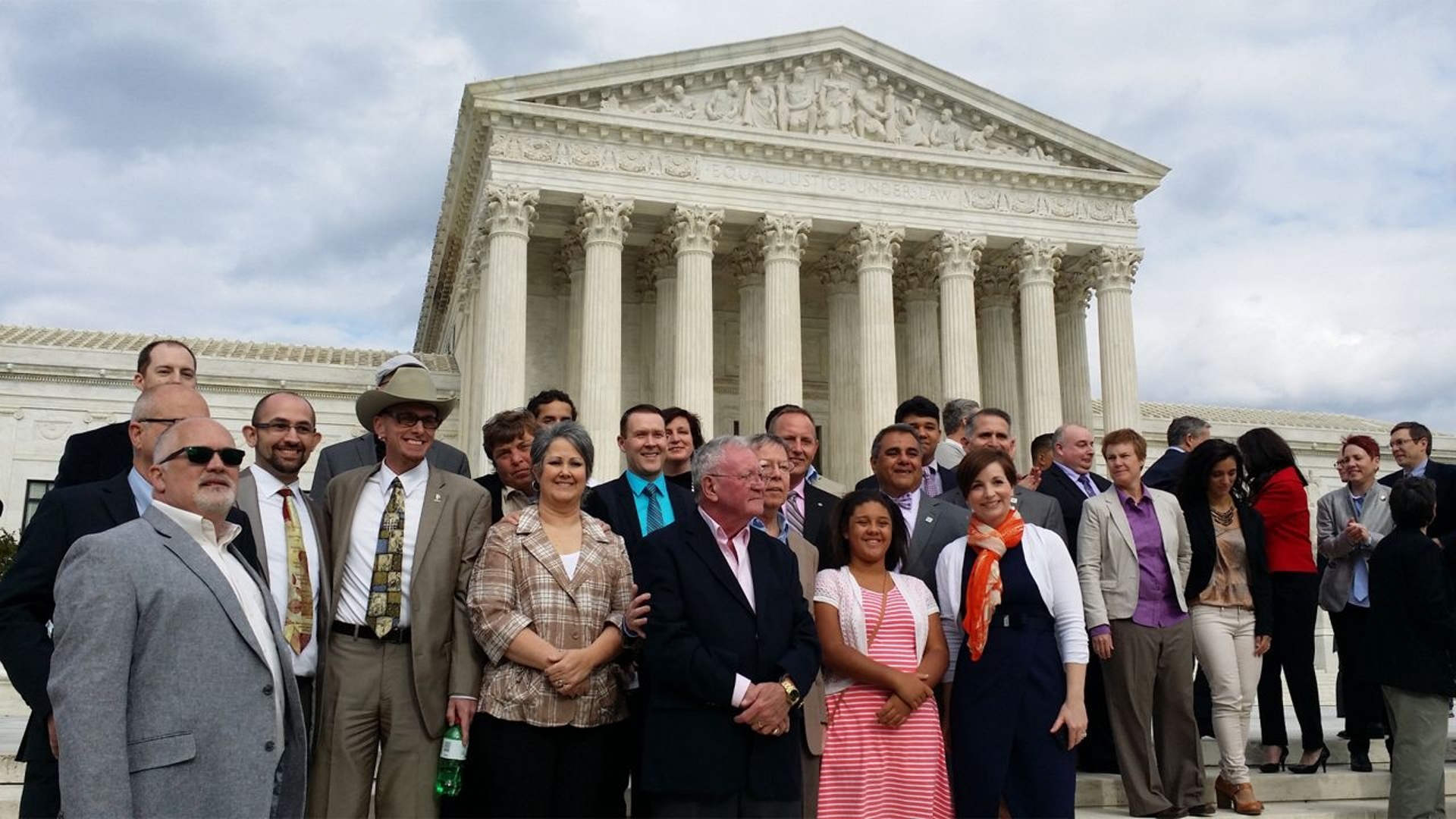 Kim Davis asks Supreme Court to revisit same-sex marriage ruling | kgw.com