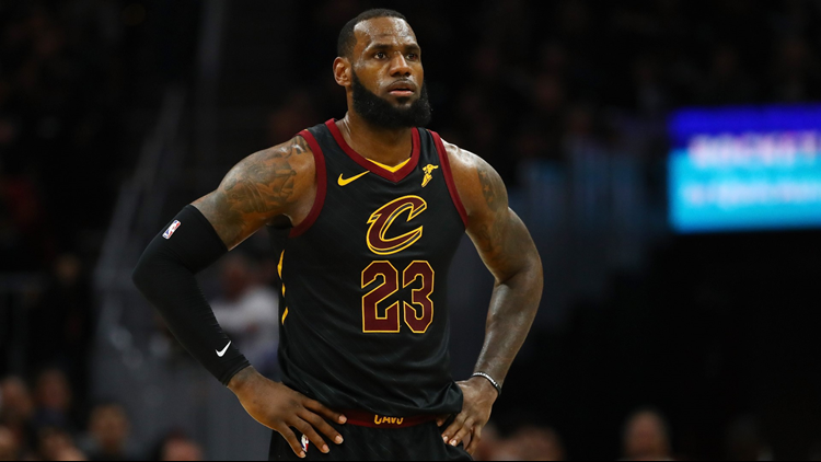 LeBron James declines player option with Cleveland Cavaliers, will become a free agent