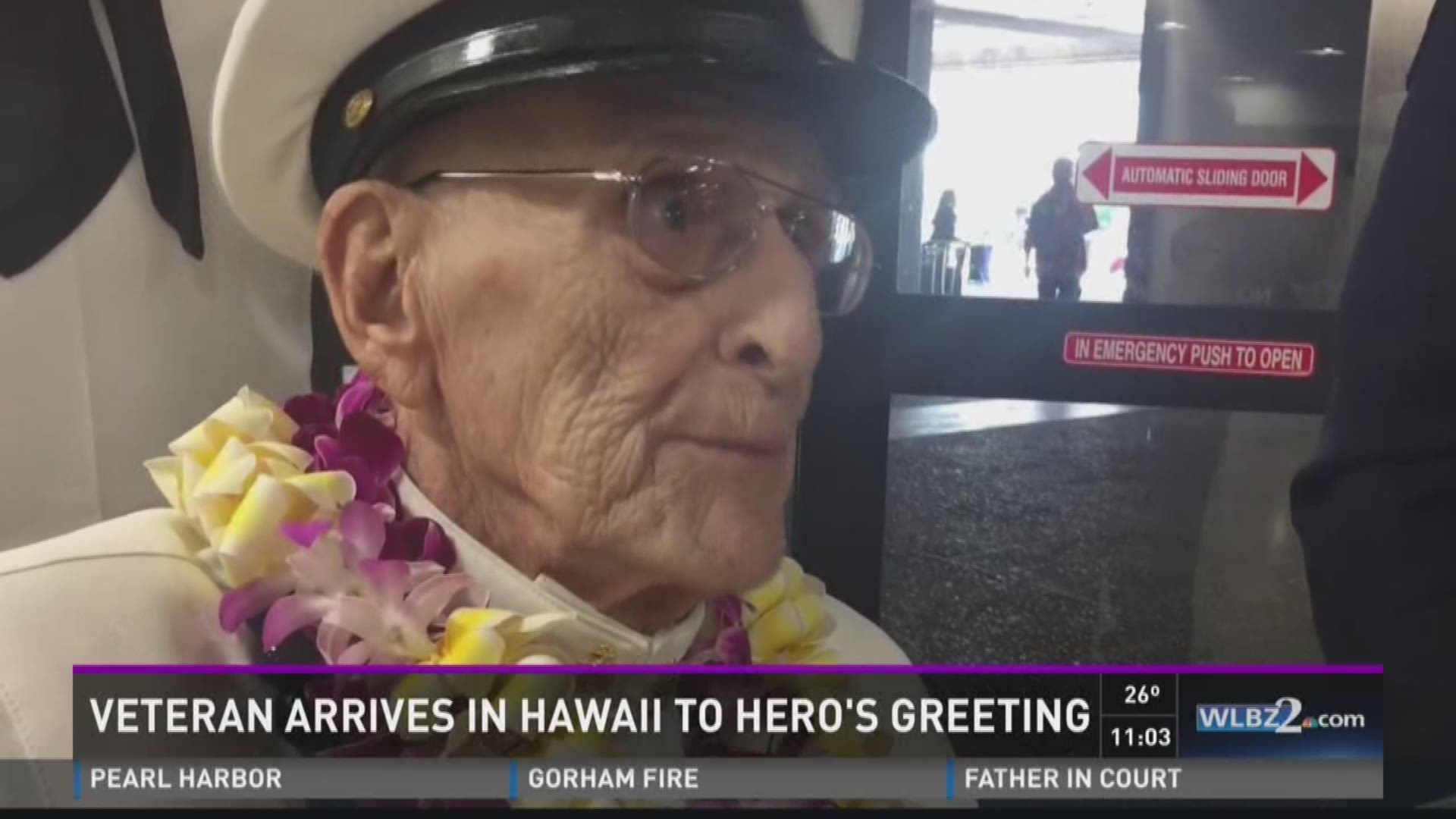 Veteran arrives in Hawaii to hero's greeting