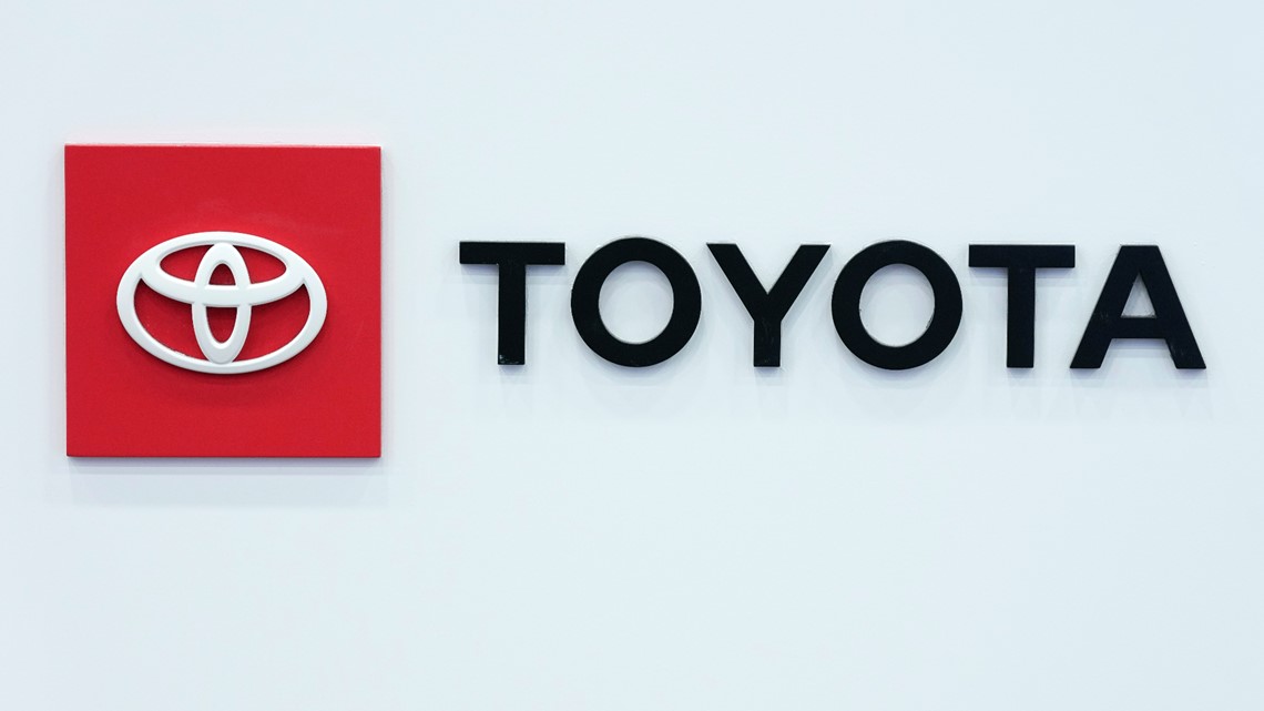 Toyota recalls Tacoma trucks because parts can fall off rear axles 