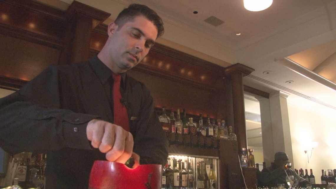 Grateful customer gives $5K check to bartender who saved his life | kgw.com