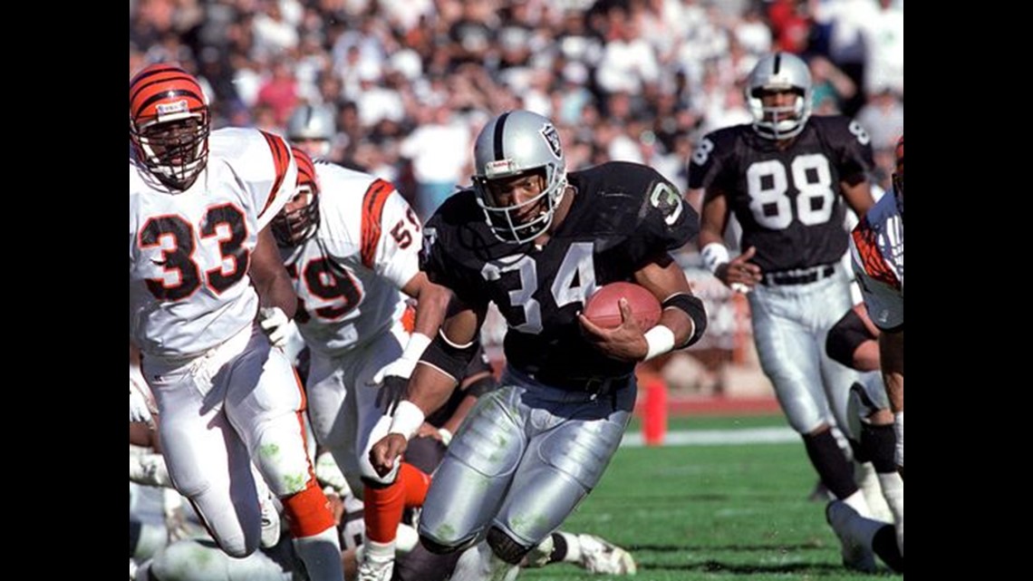 Google Photos  Bo jackson, Oakland raiders, Football players