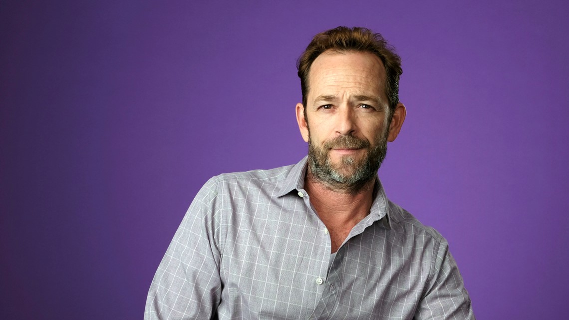 '90210' and 'Riverdale' co-stars send Luke Perry messages 